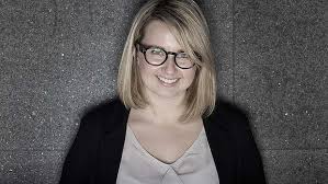 Hannah Kent. Ritos funerarios (Alba)