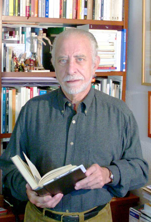 JOSÉ MARÍA MERINO. Aventuras e invenciones del profesor Souto (Páginas de Espuma)