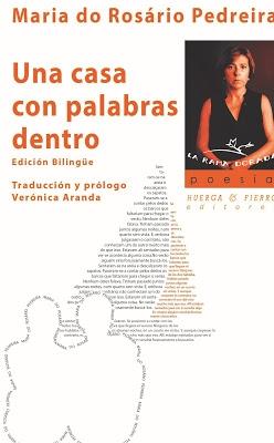 Una casa con palabras dentro "Edición bilingüe"