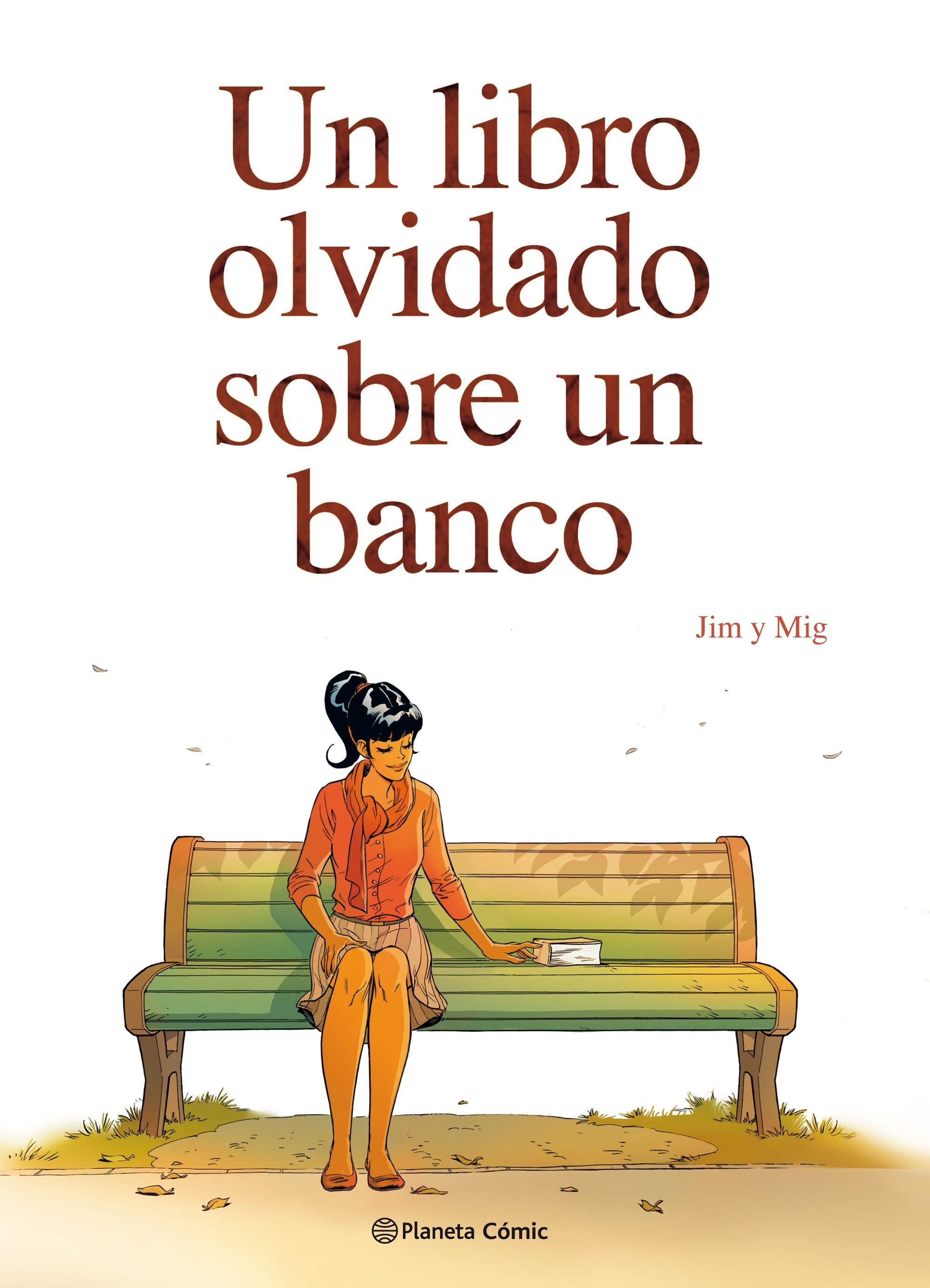 Un Libro Olvidado sobre un Banco. 