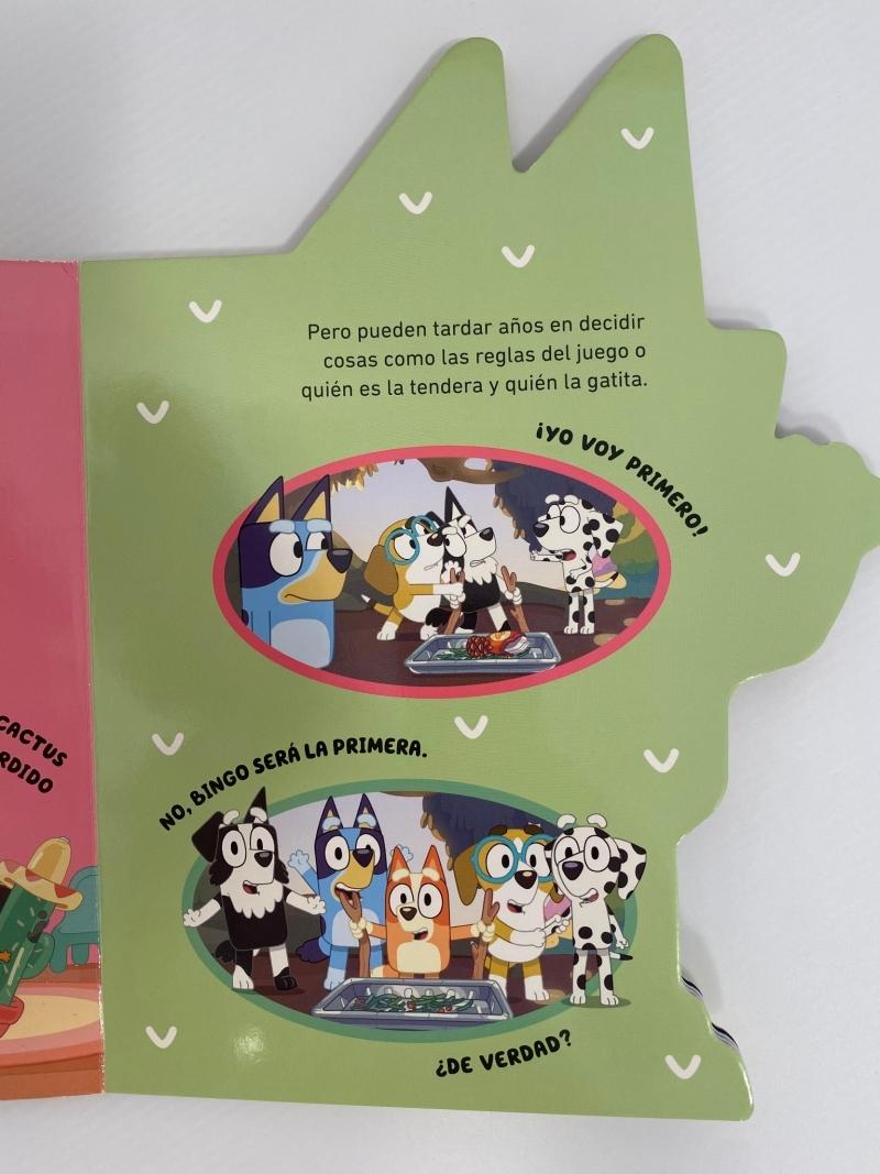 Bluey. Libro de Cartón - Bluey se Divierte (Edición en Español)